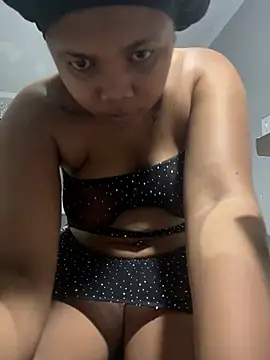 Bootyfulbarbiie online show from January 22, 11:43 pm