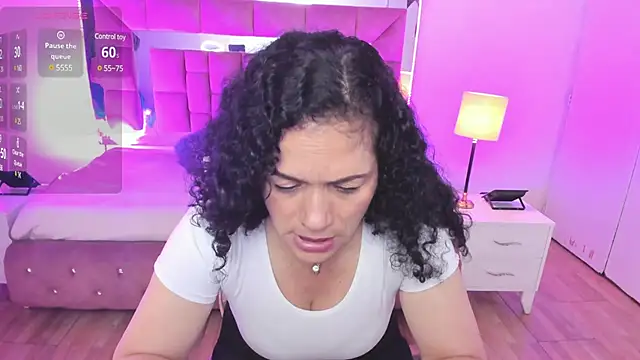 Aliciia cute1 online show from March 19, 8:54 pm