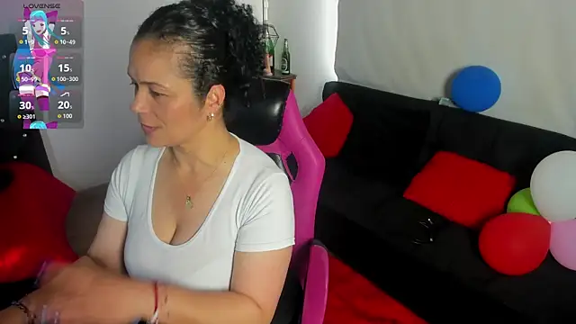 Aliciia cute1 online show from March 2, 9:43 pm