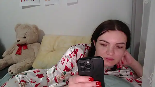  JustmeHere  online show from January 12, 8:03 pm