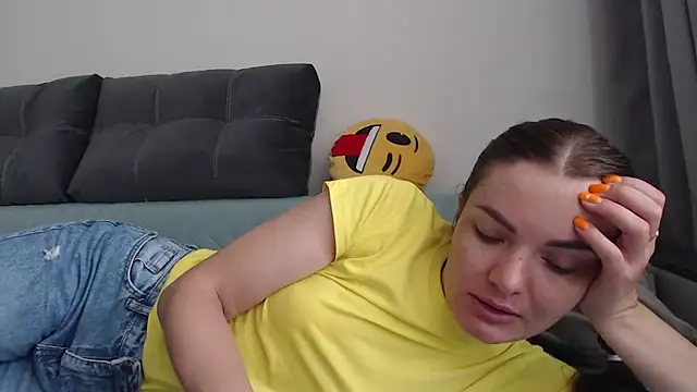  JustmeHere  online show from July 18, 9:13 am
