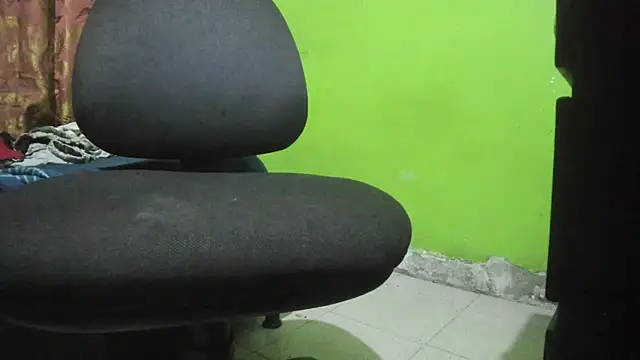 Brenda Smith69 online show from November 18, 9:08 pm