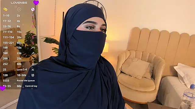 anna-henao online show from June 20, 2:58 am