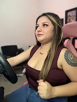 Snapshot of SweetPaige_ chatting on June 26, 1:54 am SweetPaige online show from June 26, 1:54 am