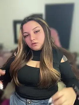 Snapshot of SweetPaige_ chatting on July 7, 4:55 pm SweetPaige online show from July 7, 4:55 pm