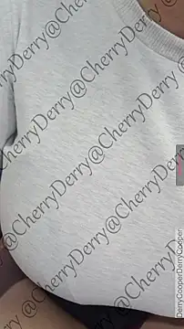 Snapshot of Derry_Cooper chatting on July 24, 7:23 pm Derry Cooper online show from July 24, 7:23 pm