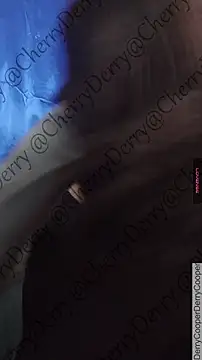 Snapshot of Derry_Cooper chatting on July 29, 11:14 pm Derry Cooper online show from July 29, 11:14 pm