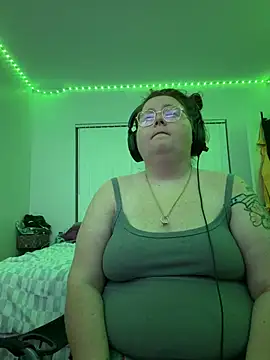 BBW2320 online show from June 30, 2:12 am
