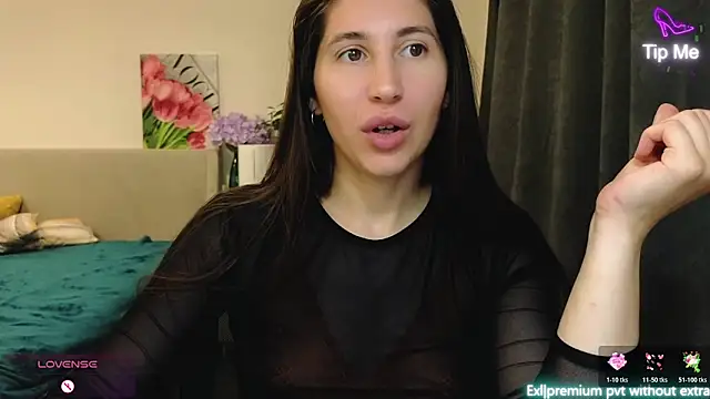 marrycolins online show from June 11, 2:33 am