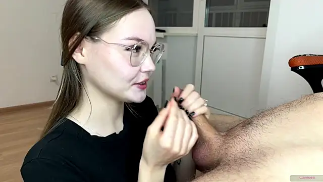 Snapshot of sexstar_lif3style chatting on November 14, 5:44 pm sexstar lif3style online show from November 14, 5:44 pm