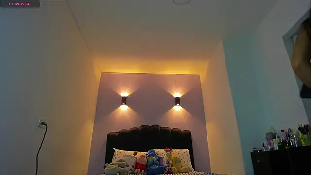 Sofia Clauss  online show from February 11, 5:12 am