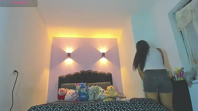 Sofia Clauss  online show from May 15, 4:19 am