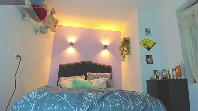 Sofia Clauss  online show from June 18, 5:41 am