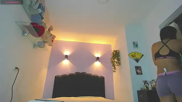 Sofia Clauss  online show from June 19, 4:50 am
