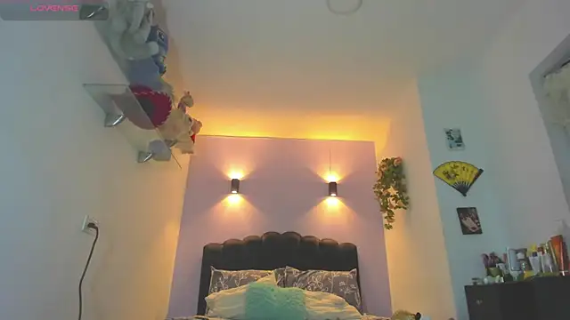Sofia Clauss  online show from June 23, 4:21 am