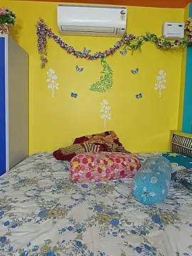 Snapshot of OrgsmMust chatting on February 18, 5:53 pm OrgsmMust online show from February 18, 5:53 pm