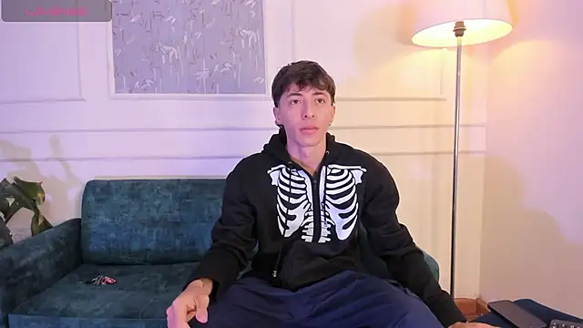 AlessandroDybala online show from October 25, 12:23 pm