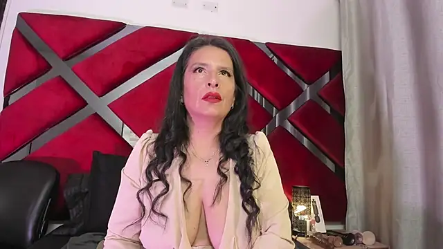 Snapshot of Kendra-Foxxy chatting on June 1, 1:07 am Kendra-Foxxy online show from June 1, 1:07 am