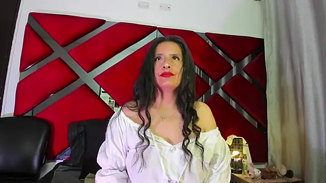Snapshot of Kendra-Foxxy chatting on June 9, 12:00 am Kendra-Foxxy online show from June 9, 12:00 am