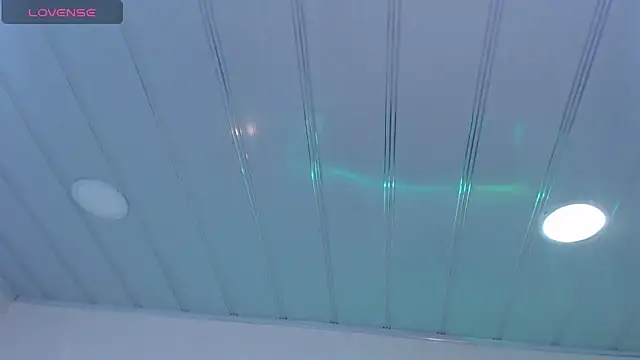 Snapshot of candy_lux_ chatting on February 6, 9:07 pm candy lux online show from February 6, 9:07 pm