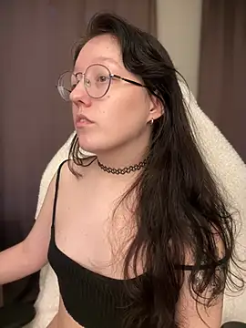 Snapshot of emigooflordXD chatting on December 12, 10:34 am emigooflordXD online show from December 12, 10:34 am