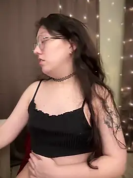 Snapshot of emigooflordXD chatting on January 10, 6:31 am emigooflordXD online show from January 10, 6:31 am