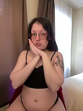 Snapshot of emigooflordXD chatting on March 9, 7:01 am emigooflordXD online show from March 9, 7:01 am