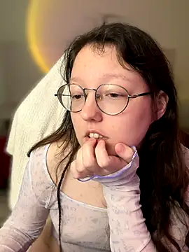 Snapshot of emigooflordXD chatting on September 13, 1:11 pm emigooflordXD online show from September 13, 1:11 pm