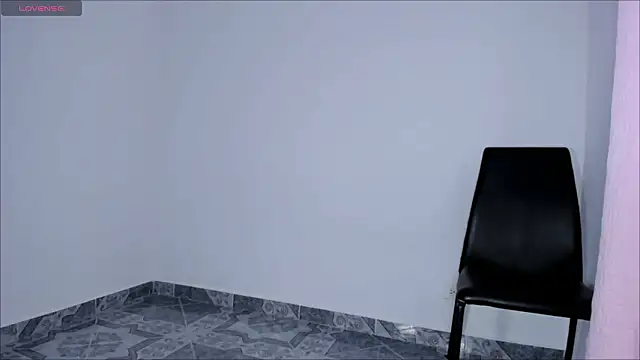 Lauren A online show from March 10, 9:20 pm