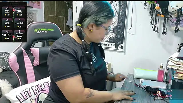 mollyshake1 online show from November 10, 11:20 am