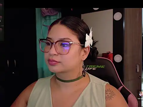 mollyshake1 online show from December 23, 9:07 am