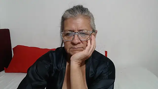 candy mature  online show from May 15, 11:39 am