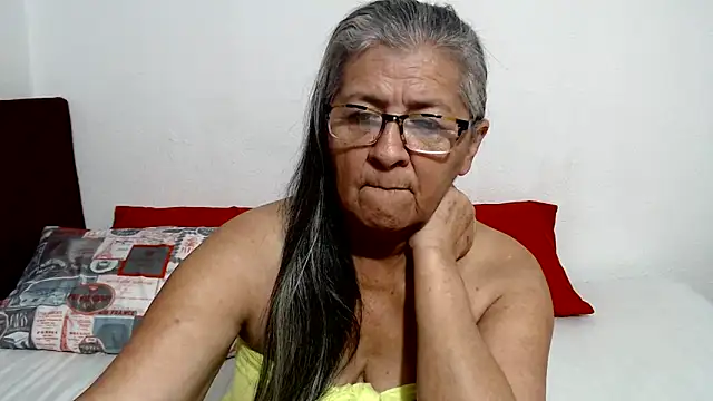 candy mature  online show from May 31, 12:12 pm