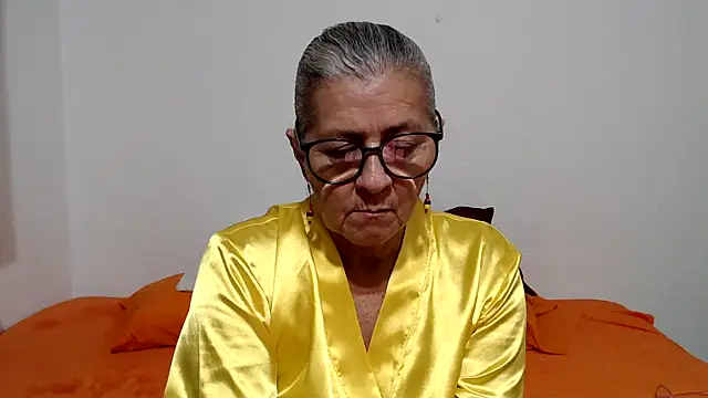 candy mature  online show from July 15, 11:21 pm