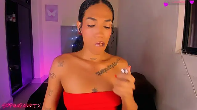 Snapshot of turabbitxx chatting on December 13, 10:26 pm turabbitxx online show from December 13, 10:26 pm