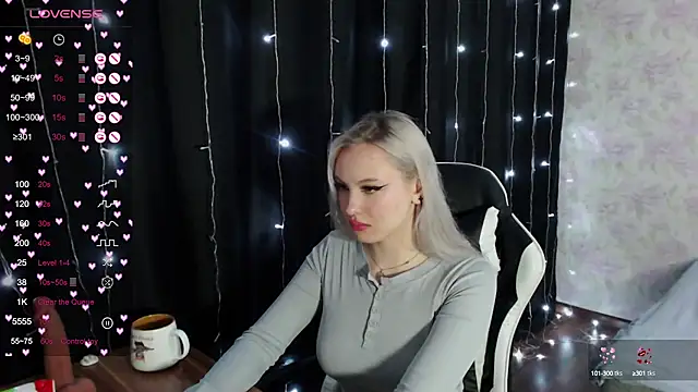 VikaPowers online show from February 5, 6:04 pm