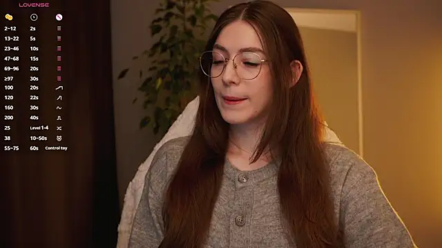 Snapshot of Ester_Hill chatting on November 26, 4:57 am Ester Hill online show from November 26, 4:57 am