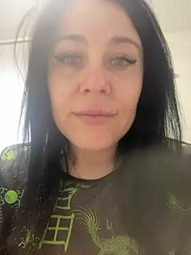 Snapshot of CuteNata chatting on February 28, 3:26 pm CuteNata online show from February 28, 3:26 pm