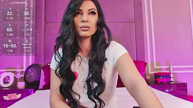 Snapshot of EmilyColle_ chatting on March 3, 4:58 am EmilyColle online show from March 3, 4:58 am