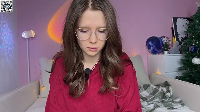 Snapshot of Ameliia_castro chatting on January 14, 5:18 pm Ameliia castro online show from January 14, 5:18 pm