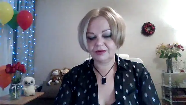 SofiyaPetrova online show from April 28, 6:13 pm