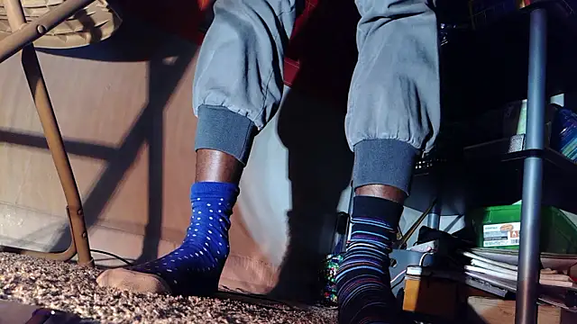 razzynolight online show from March 19, 6:06 am