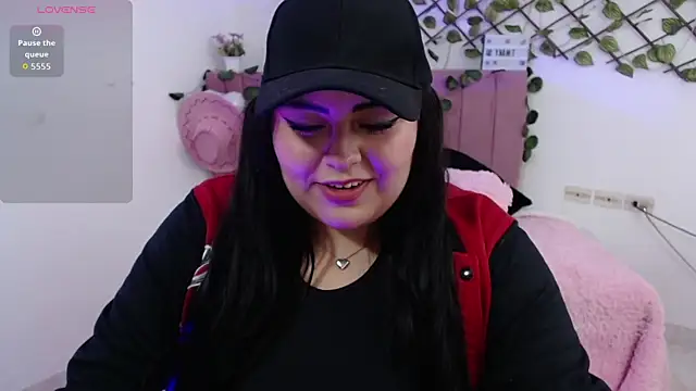 Snapshot of moon_sunflower chatting on November 12, 11:36 pm moon sunflower online show from November 12, 11:36 pm