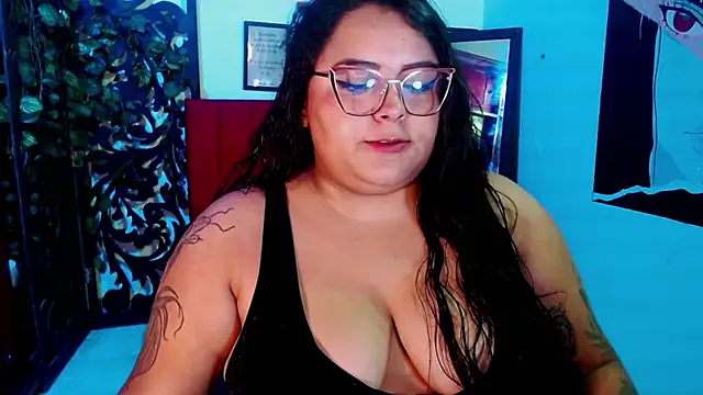 Snapshot of moon_sunflower chatting on November 19, 11:27 pm moon sunflower online show from November 19, 11:27 pm