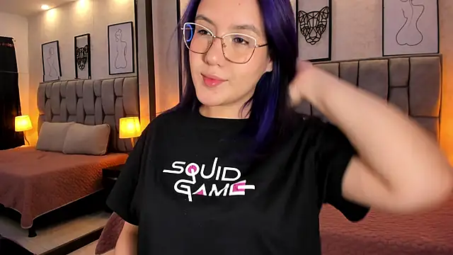 Snapshot of sweet--emily chatting on December 28, 7:44 am sweet--emily online show from December 28, 7:44 am