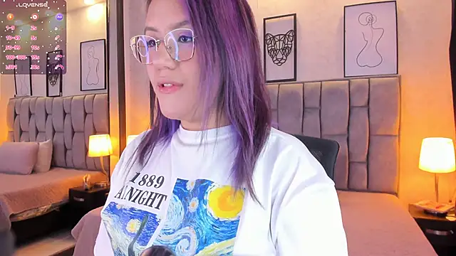 Snapshot of sweet--emily chatting on January 23, 5:13 am sweet--emily online show from January 23, 5:13 am