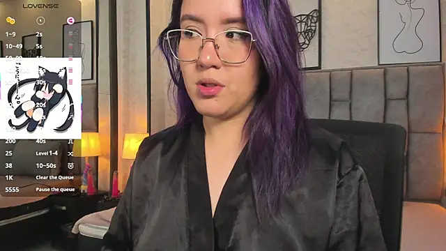 Snapshot of sweet--emily chatting on March 14, 7:37 am sweet--emily online show from March 14, 7:37 am