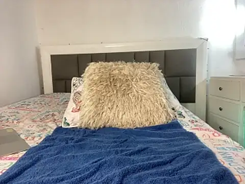 Snapshot of nicolaskan chatting on November 20, 12:05 pm nicolaskan online show from November 20, 12:05 pm