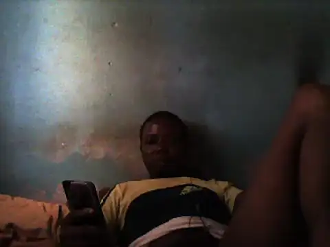 Snapshot of little__joy chatting on March 6, 1:46 pm little  joy online show from March 6, 1:46 pm