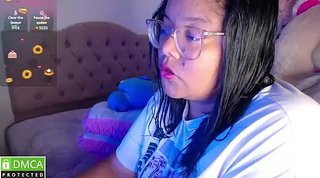 KittyHot20 online show from March 20, 11:23 pm